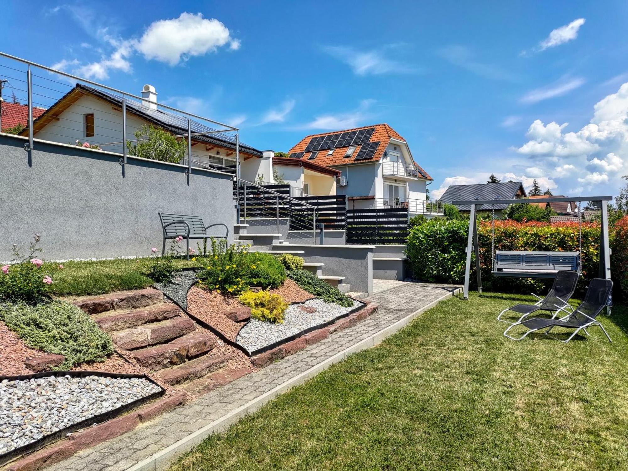 Fügefa Apartman Balatonalmádi Exterior foto